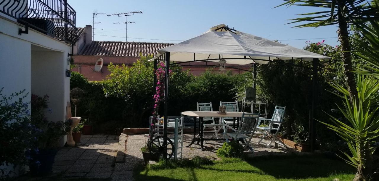 La Porta Sulla Costa Bed and Breakfast San Pantaleo Εξωτερικό φωτογραφία