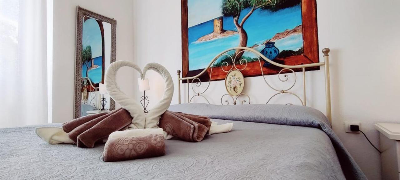 La Porta Sulla Costa Bed and Breakfast San Pantaleo Εξωτερικό φωτογραφία