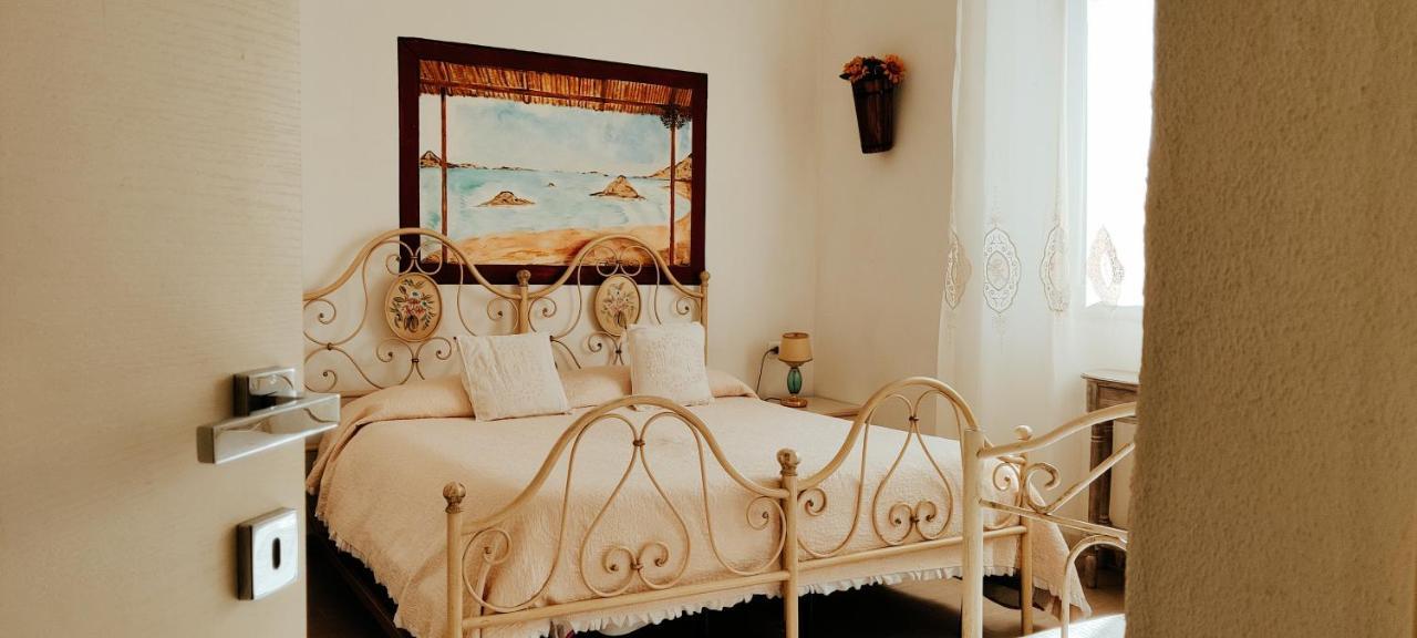 La Porta Sulla Costa Bed and Breakfast San Pantaleo Εξωτερικό φωτογραφία