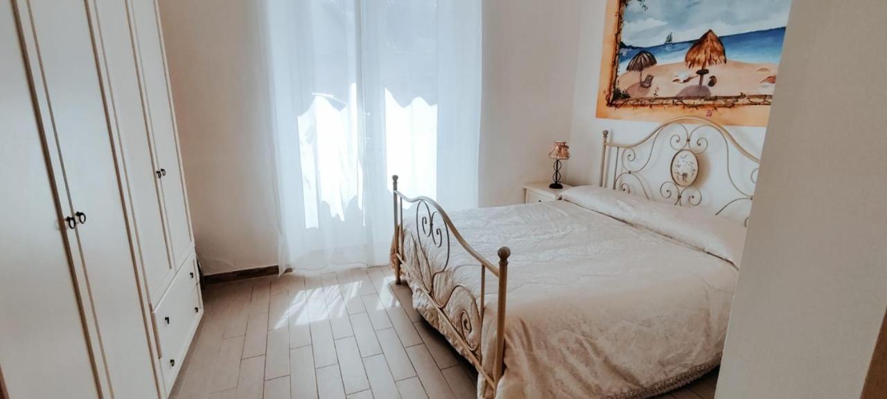 La Porta Sulla Costa Bed and Breakfast San Pantaleo Εξωτερικό φωτογραφία