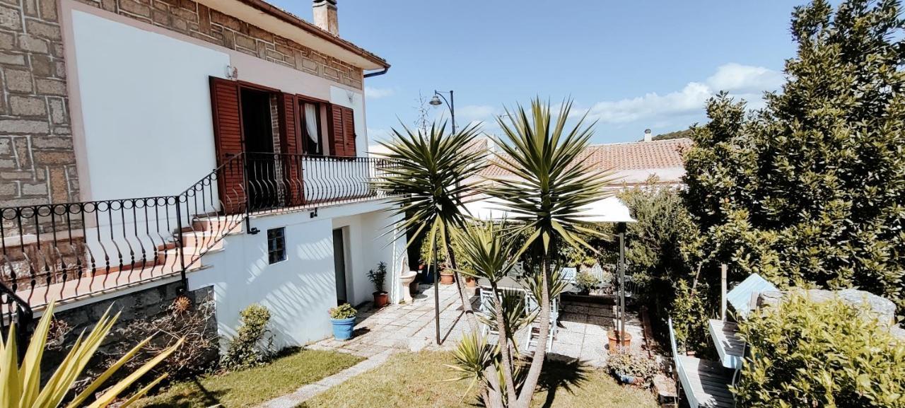 La Porta Sulla Costa Bed and Breakfast San Pantaleo Εξωτερικό φωτογραφία