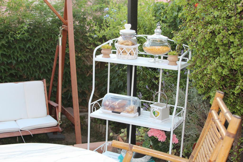 La Porta Sulla Costa Bed and Breakfast San Pantaleo Εξωτερικό φωτογραφία