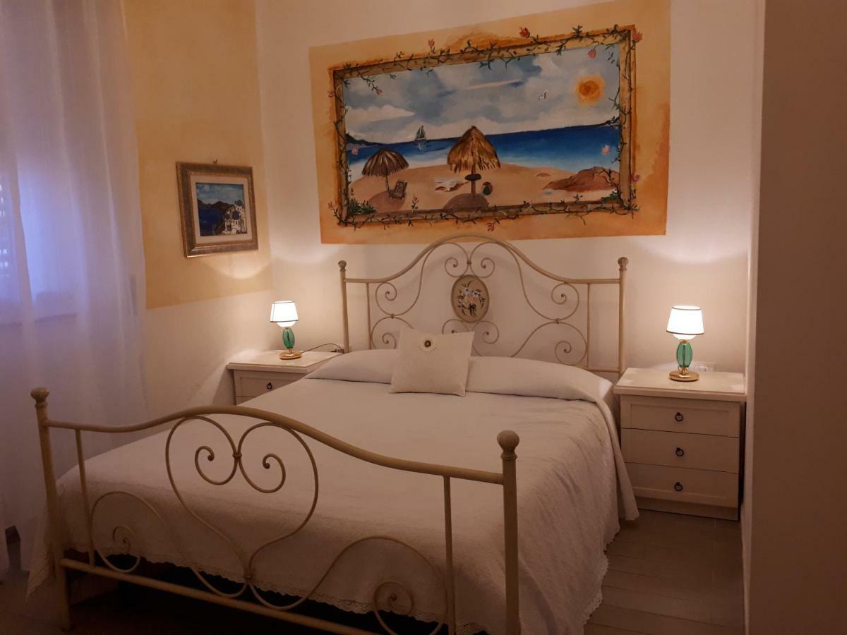 La Porta Sulla Costa Bed and Breakfast San Pantaleo Εξωτερικό φωτογραφία